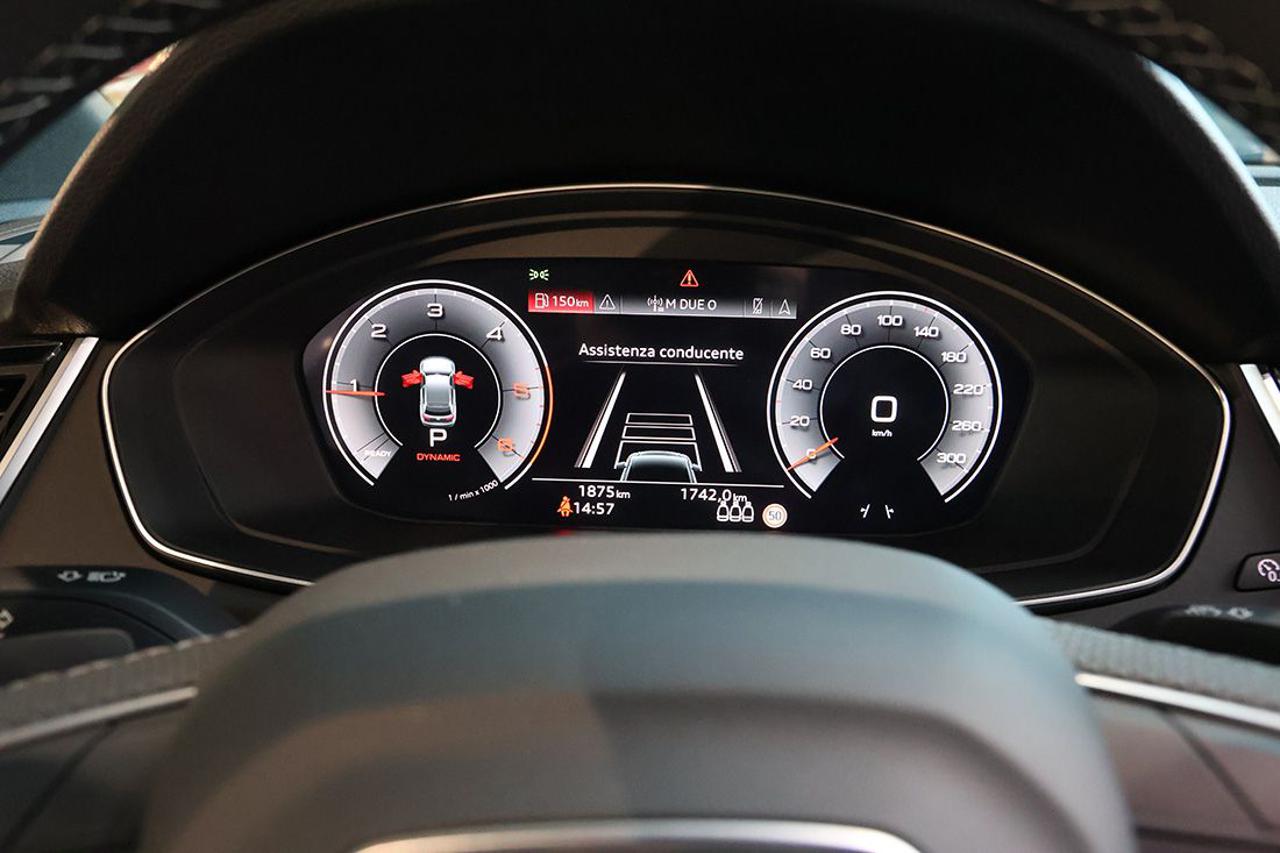 AUDI Q5 40 TDI Sportback Quattro Identity Black S-Line - 34