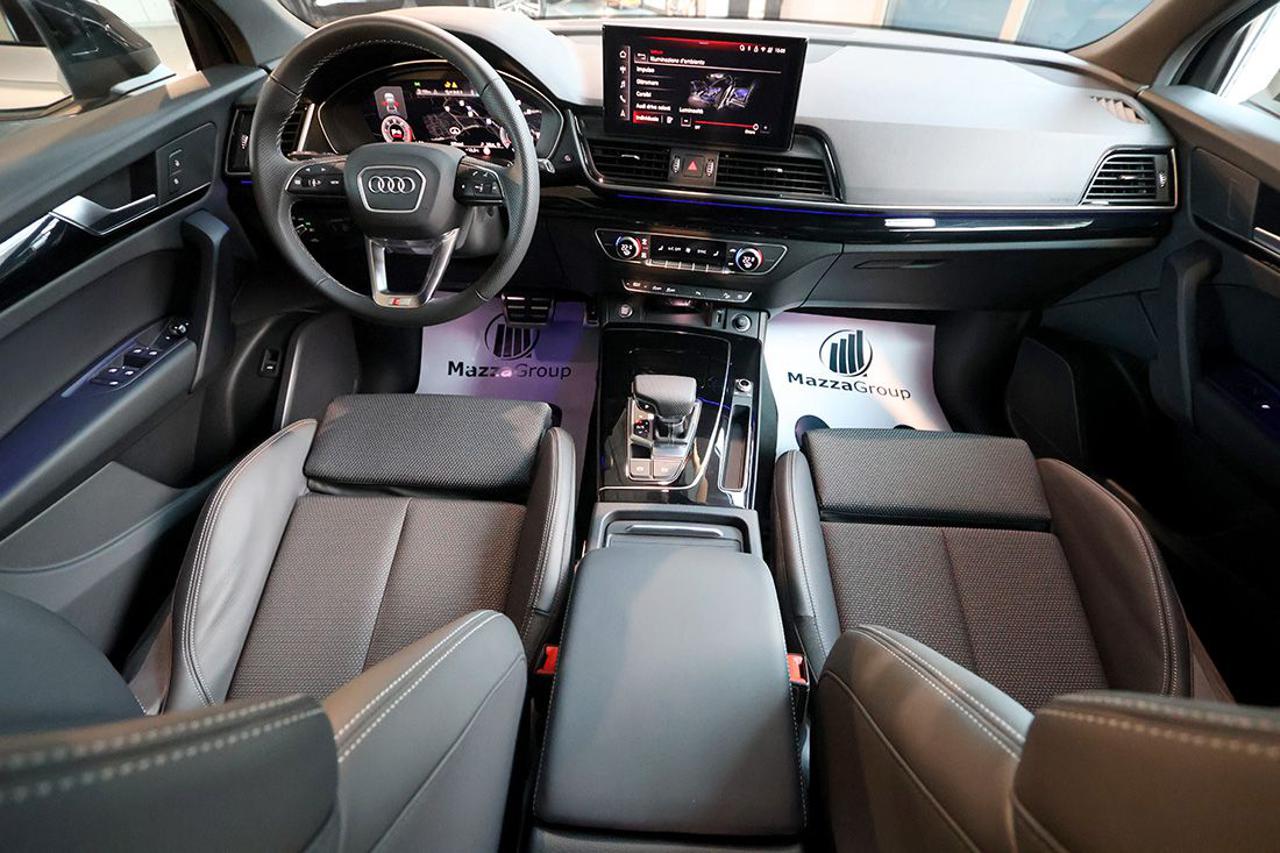 AUDI Q5 40 TDI Sportback Quattro Identity Black S-Line - 35