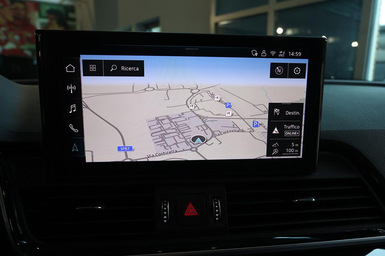 AUDI Q5 40 TDI Sportback Quattro Identity Black S-Line - 24