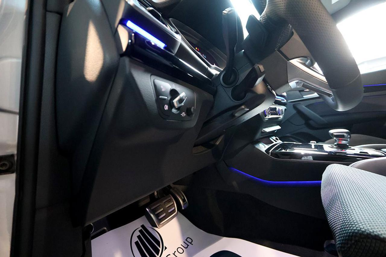 AUDI Q5 40 TDI Sportback Quattro Identity Black S-Line - 42