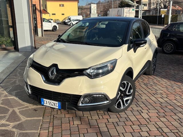 RENAULT Captur Beige pastello