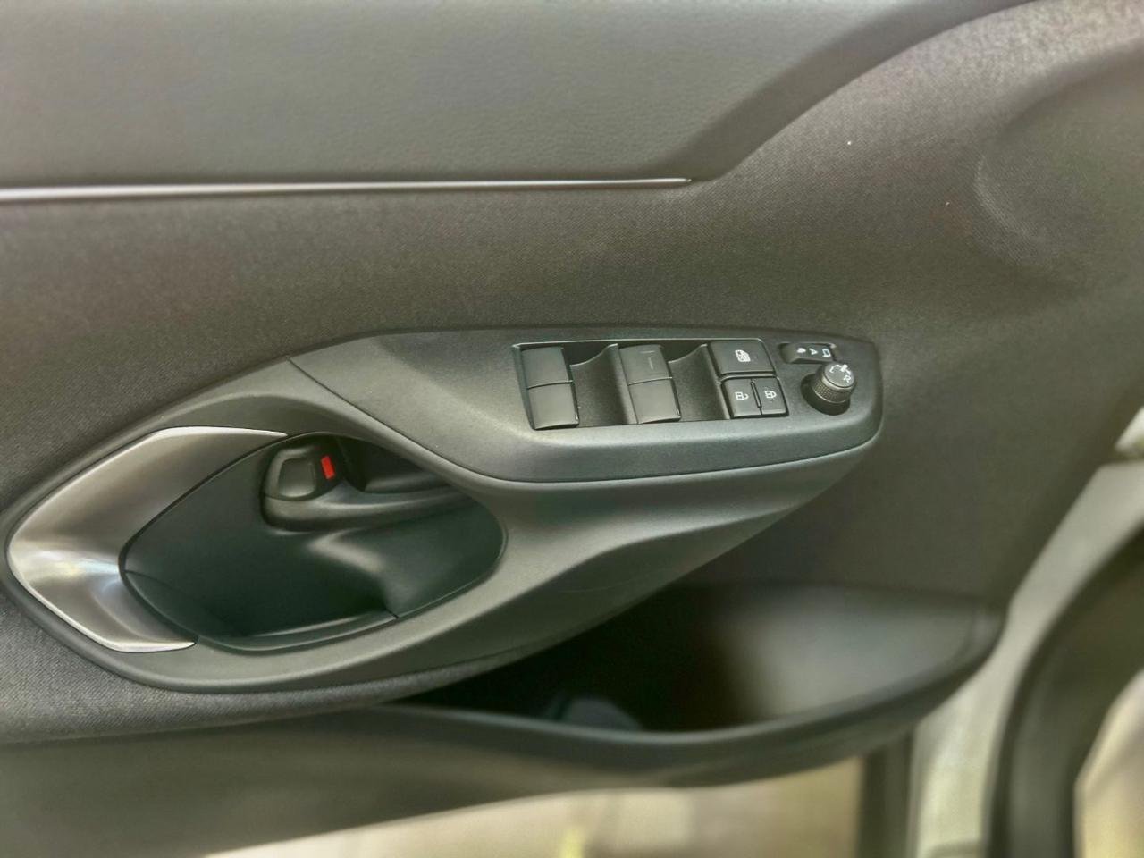 TOYOTA Yaris Cross 1.5 Hybrid 130 CV E-CVT GR SPORT TechPack & Winter - 17