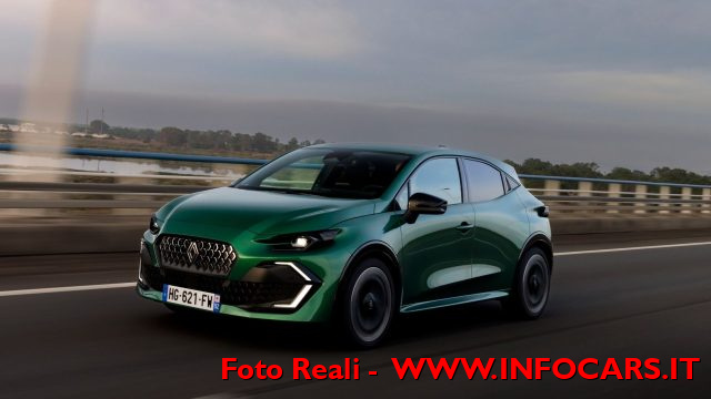 RENAULT Clio Verde Assoluto metallizzato