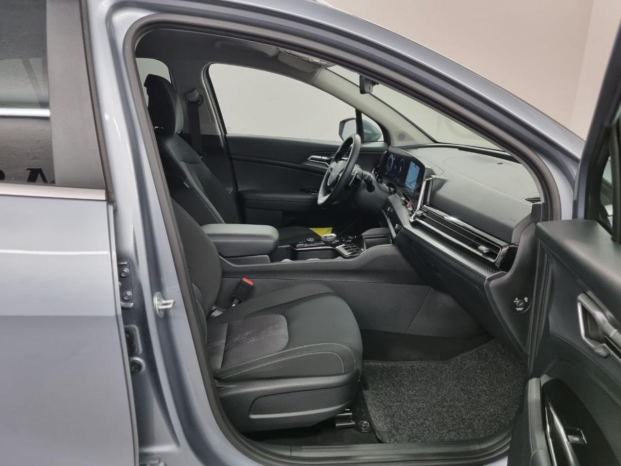 KIA Sportage 1.6 TGDi HEV AT 80TH - 8