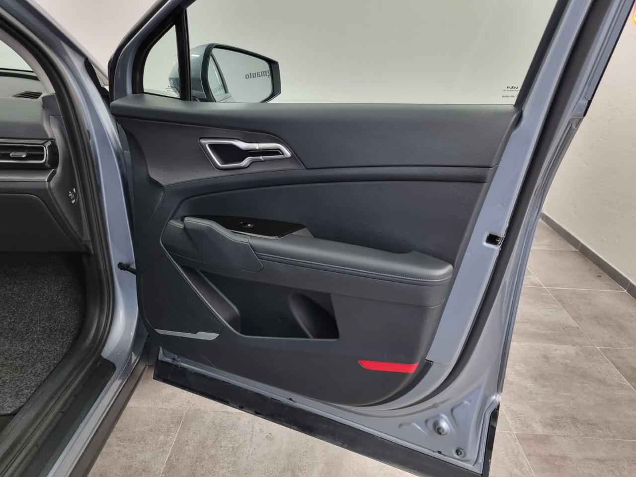 KIA Sportage 1.6 TGDi HEV AT 80TH - 27