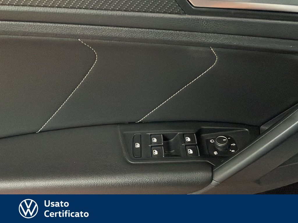 VOLKSWAGEN Tiguan 1.5 tsi r-line 150cv dsg - 15