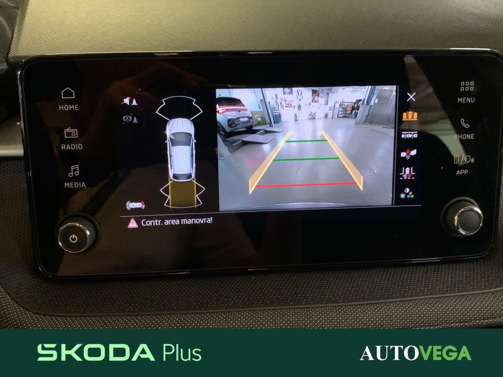 SKODA Fabia 1.0 tsi evo young edition 95cv - 14