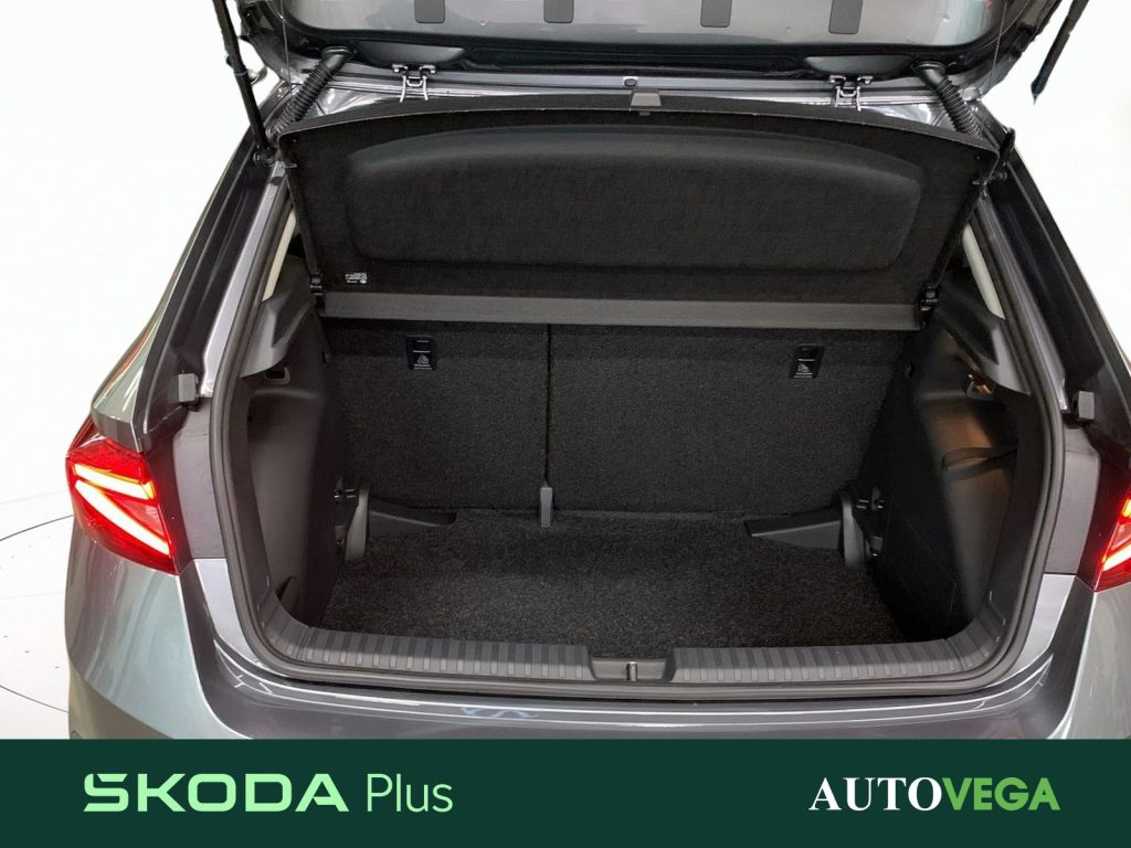 SKODA Fabia 1.0 tsi evo young edition 95cv - 18