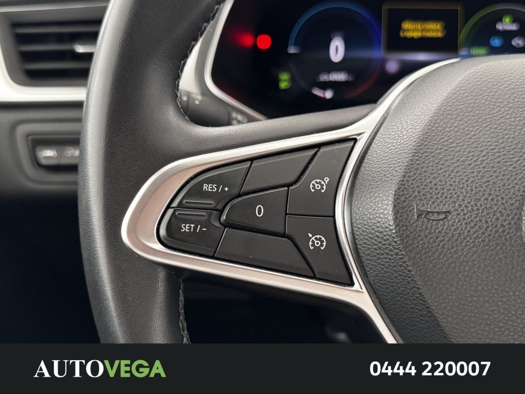 RENAULT Captur 1.6 e-tech phev intens 160cv auto my21 - 17