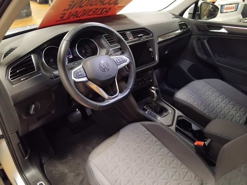 VOLKSWAGEN Tiguan 2.0 TDI SCR LIFE Dsg - 13