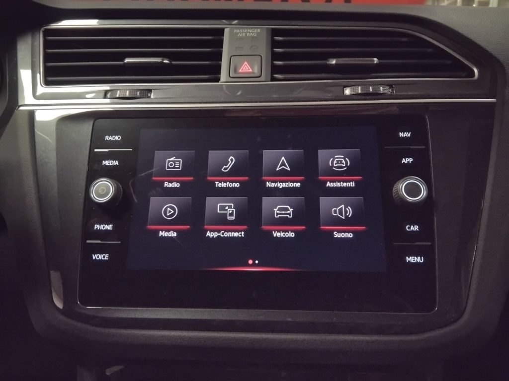 VOLKSWAGEN Tiguan 2.0 TDI SCR LIFE Dsg - 22