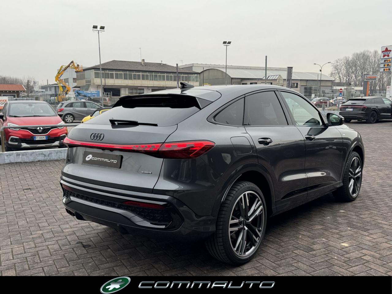 AUDI Q5 SPB TDI 150 kW mHEV+ S tronic quattro S line editi - 4