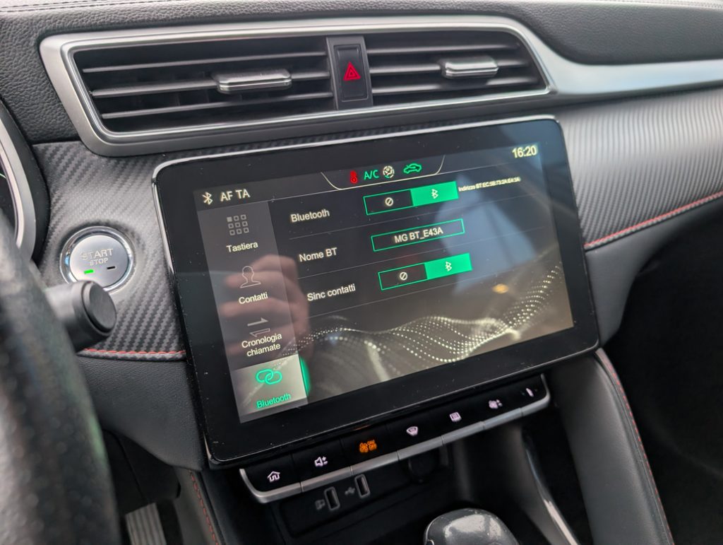 MG ZS 1.0T-GDI aut. Luxury - 17