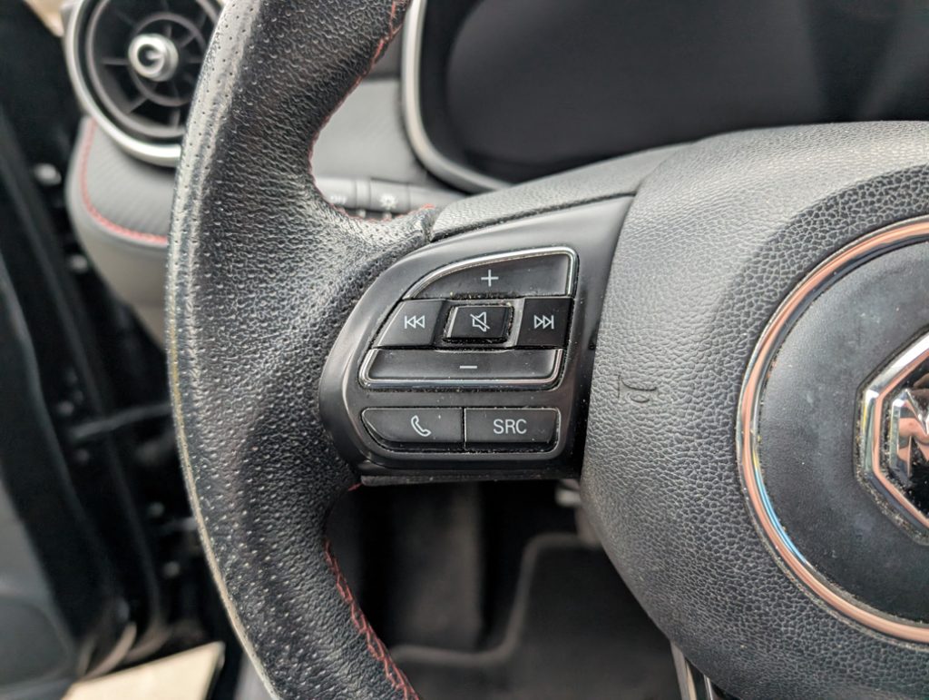 MG ZS 1.0T-GDI aut. Luxury - 29