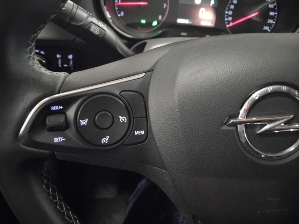 OPEL Grandland X 1.5 diesel Ecotec Start&Stop Advance - 23