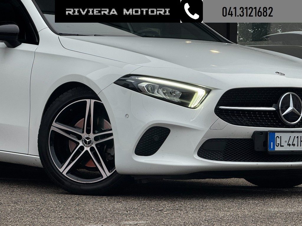 MERCEDES-BENZ A 200 d Automatic 4Matic Sport  Night pack - 4