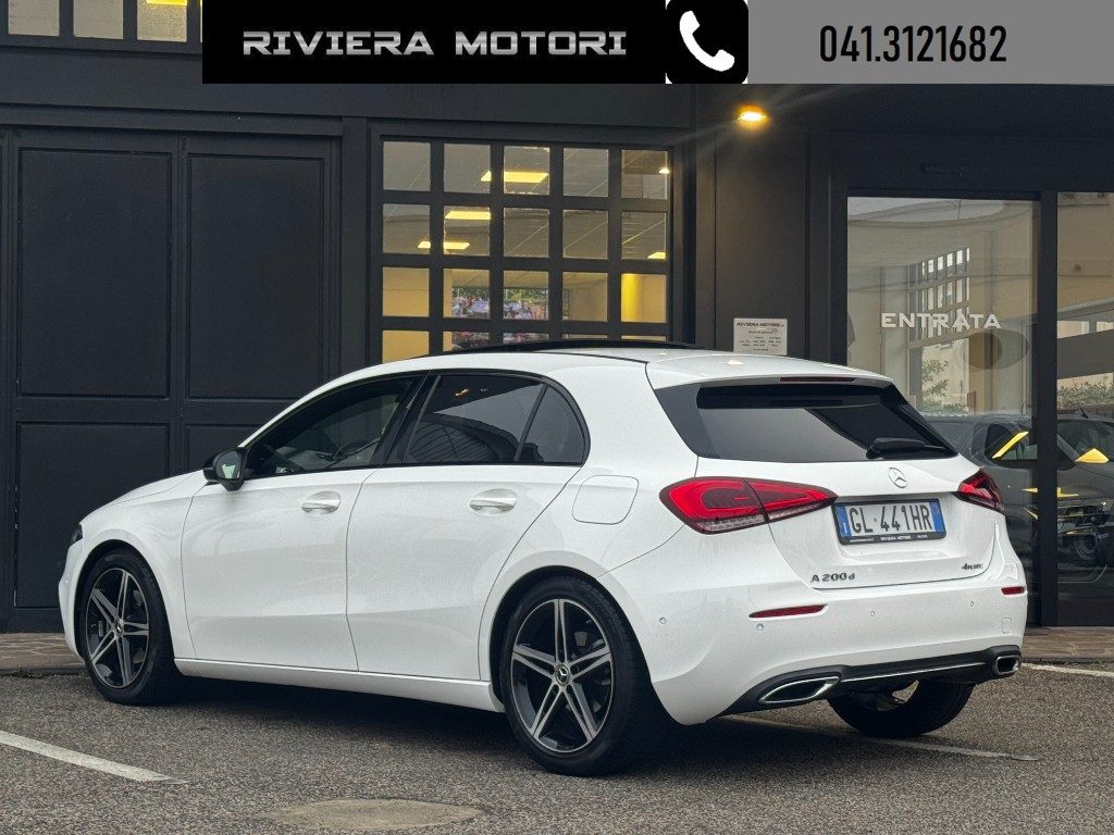 MERCEDES-BENZ A 200 d Automatic 4Matic Sport  Night pack - 14
