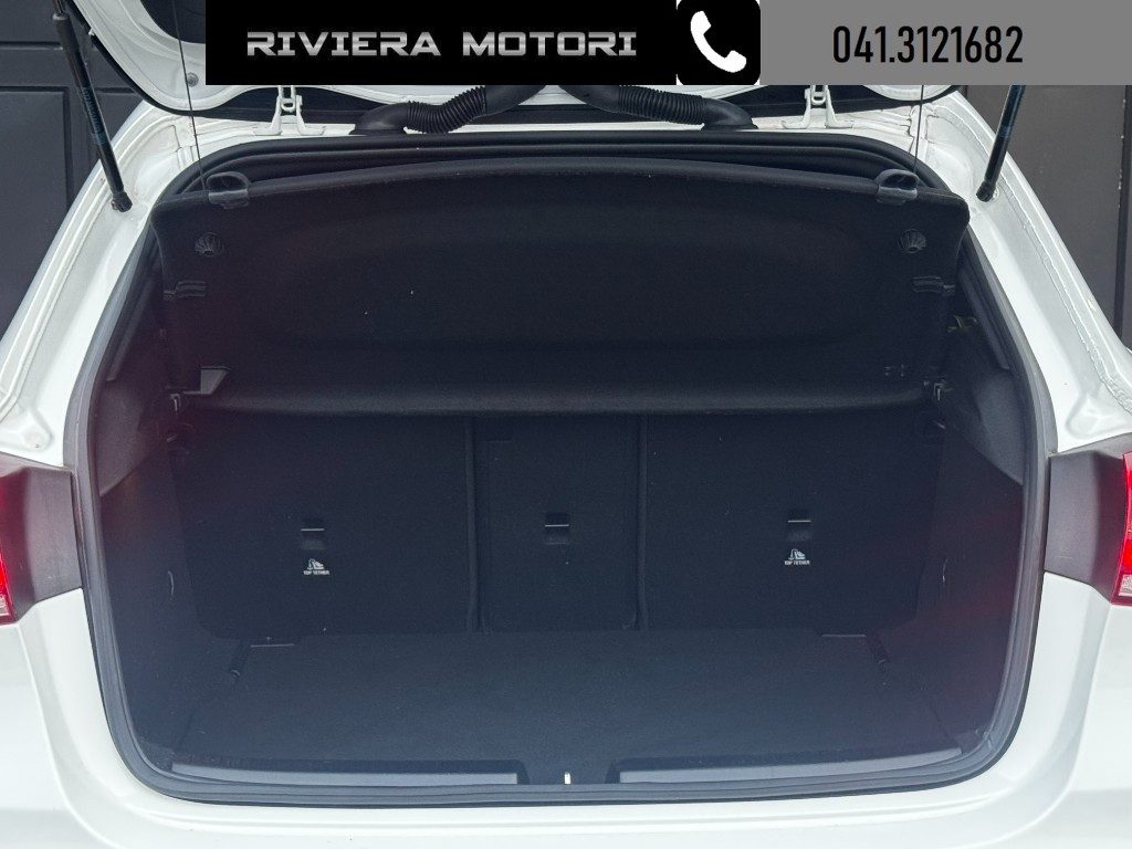 MERCEDES-BENZ A 200 d Automatic 4Matic Sport  Night pack - 12