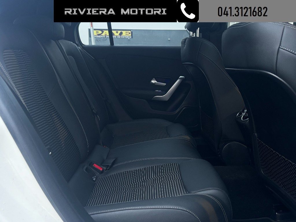 MERCEDES-BENZ A 200 d Automatic 4Matic Sport  Night pack - 11