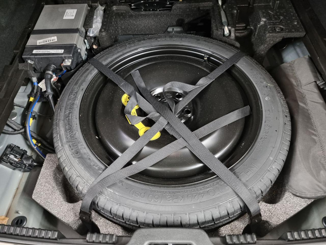 VOLVO XC60 B4 automatico Plus Dark - 25