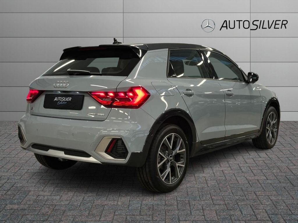 AUDI A1 allstreet 30 TFSI Admired - 2