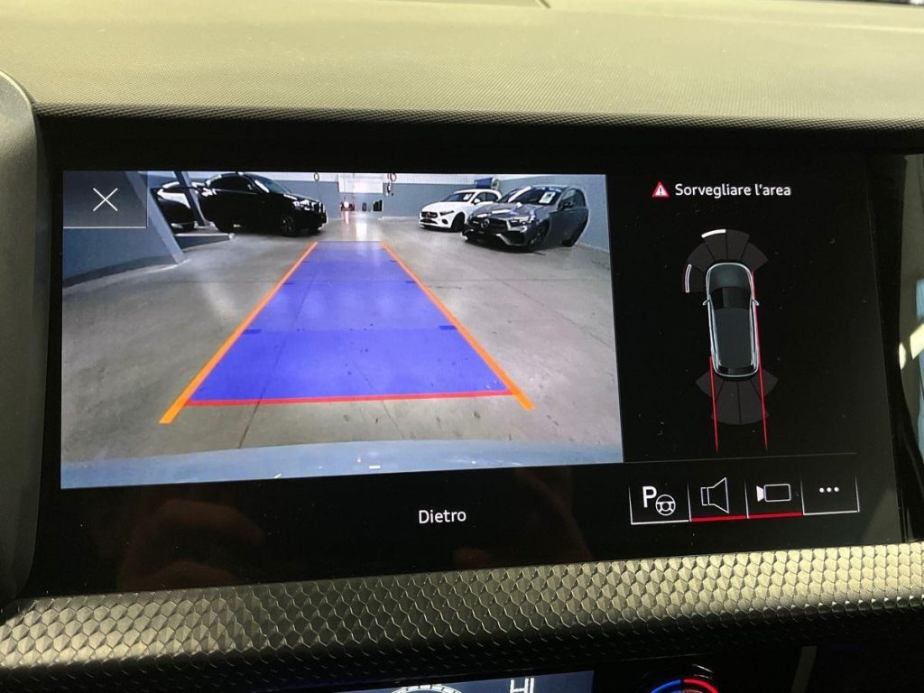 AUDI A1 allstreet 30 TFSI Admired - 12