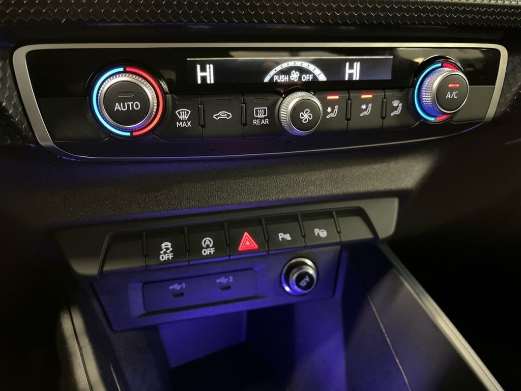 AUDI A1 allstreet 30 TFSI Admired - 14