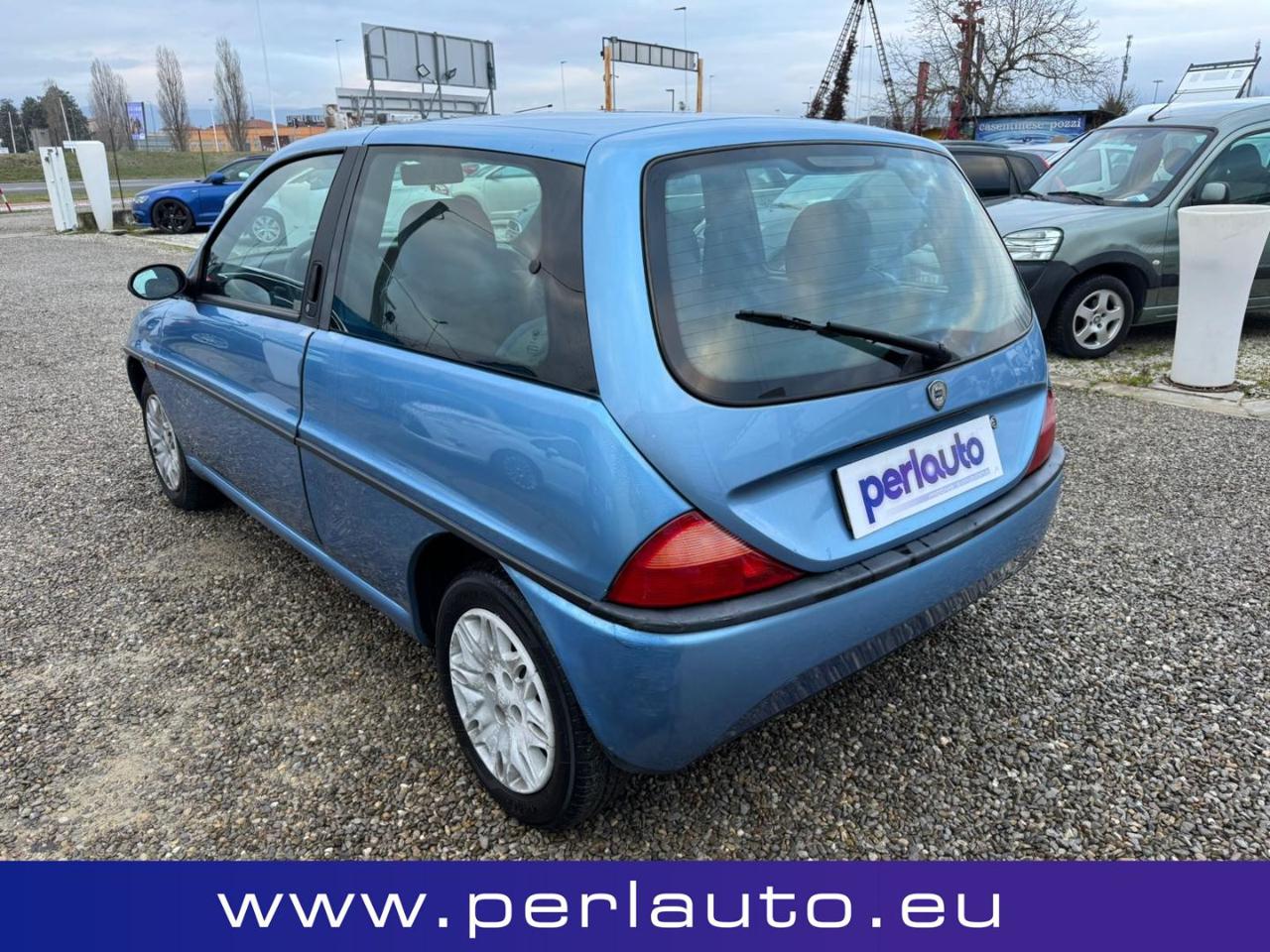 LANCIA Y 1.2i 16V LS CAMBIO AUTOMATICO - 4