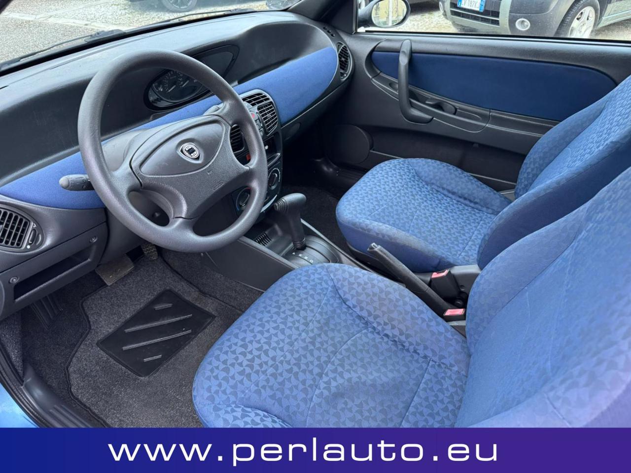 LANCIA Y 1.2i 16V LS CAMBIO AUTOMATICO - 6