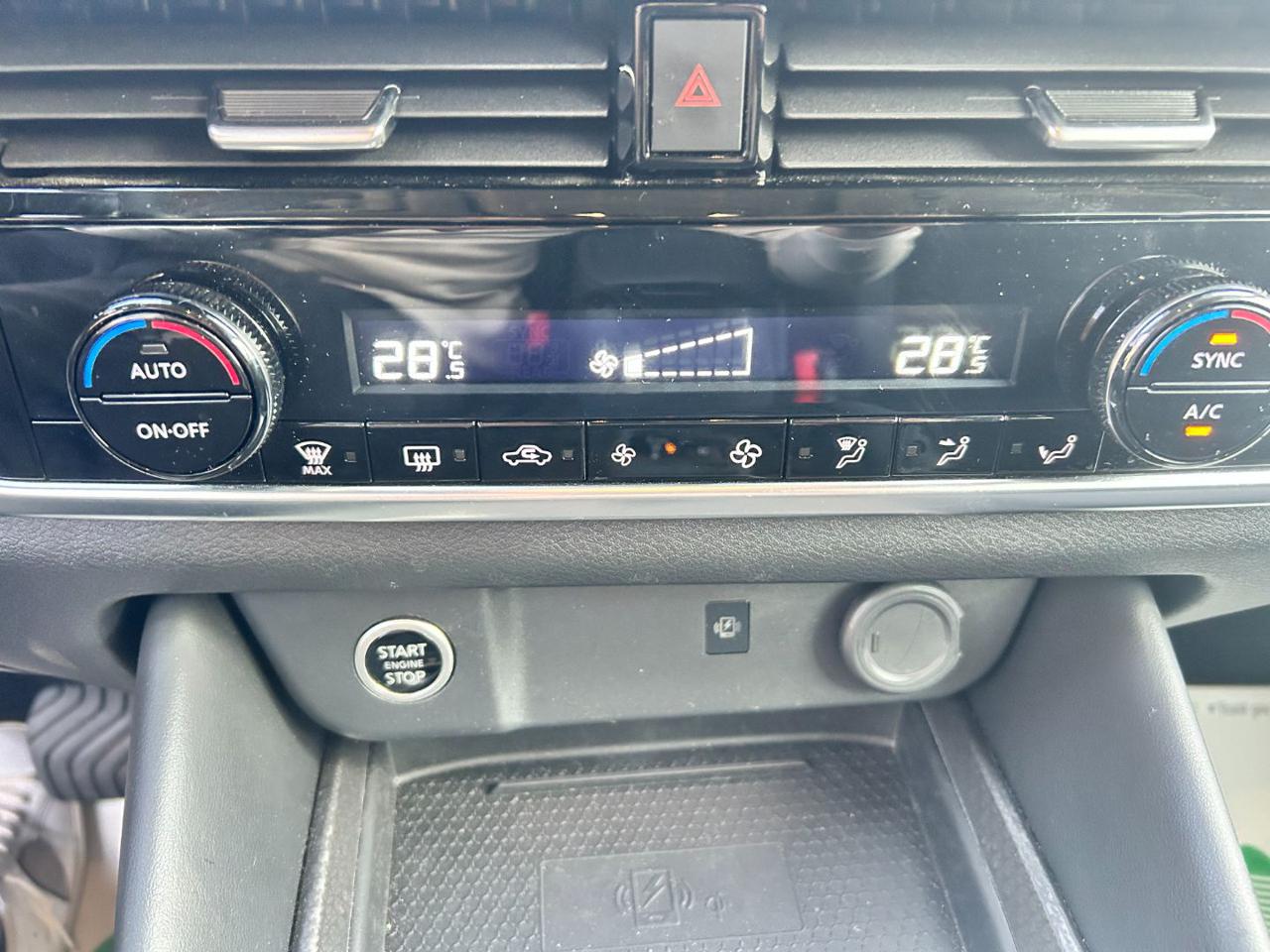 NISSAN Qashqai MHEV 158 CV Xtronic N-Connecta - 17