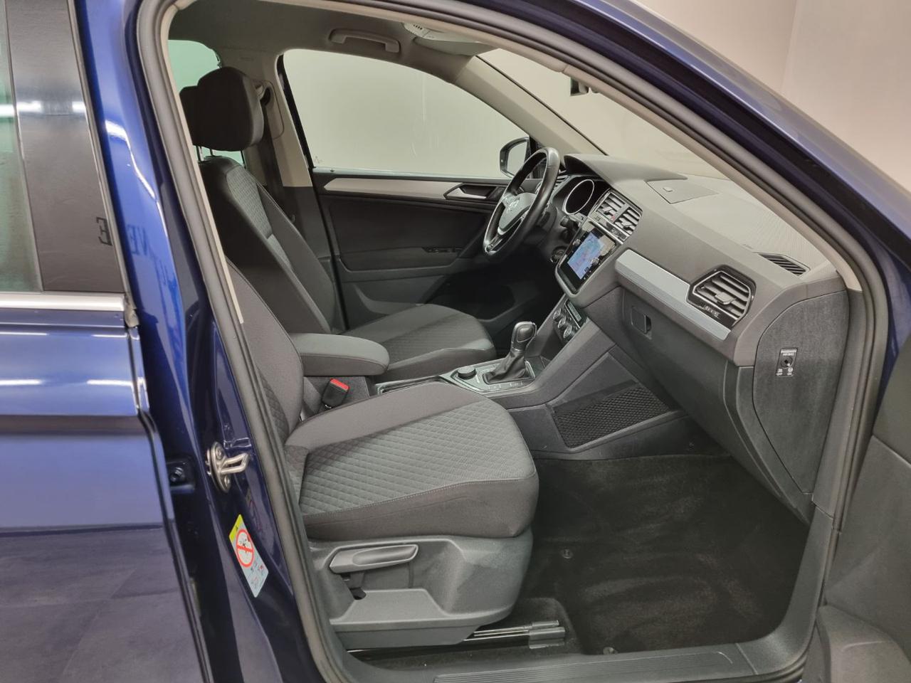 VOLKSWAGEN Tiguan 2.0 TDI SCR DSG 4MOTION Business BMT - 10