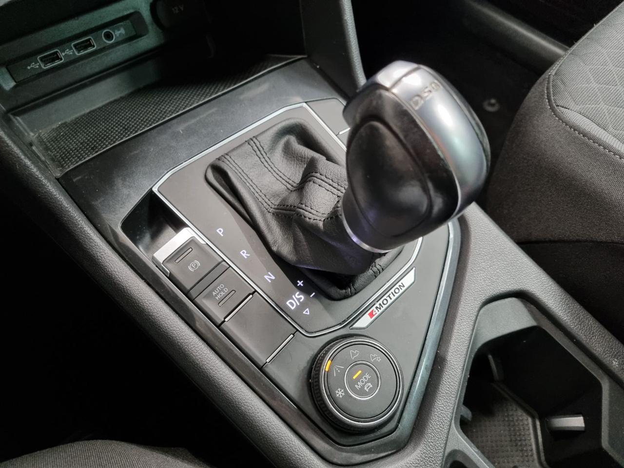 VOLKSWAGEN Tiguan 2.0 TDI SCR DSG 4MOTION Business BMT - 14