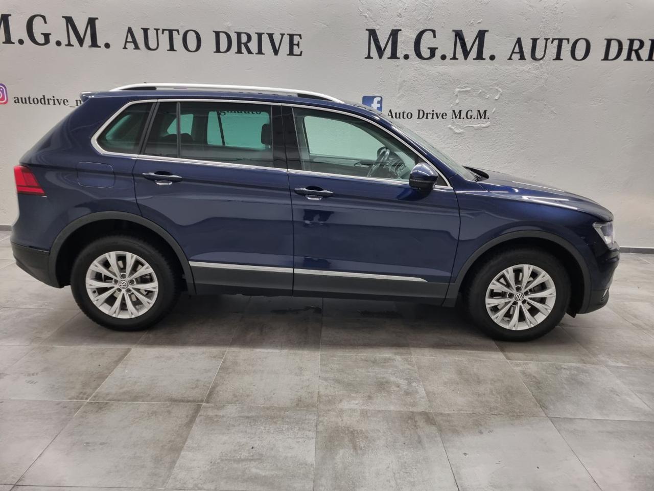 VOLKSWAGEN Tiguan 2.0 TDI SCR DSG 4MOTION Business BMT - 3