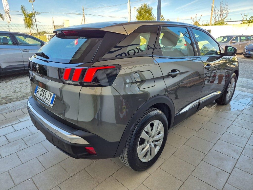 PEUGEOT 3008 BlueHDi 130 S&S - 3