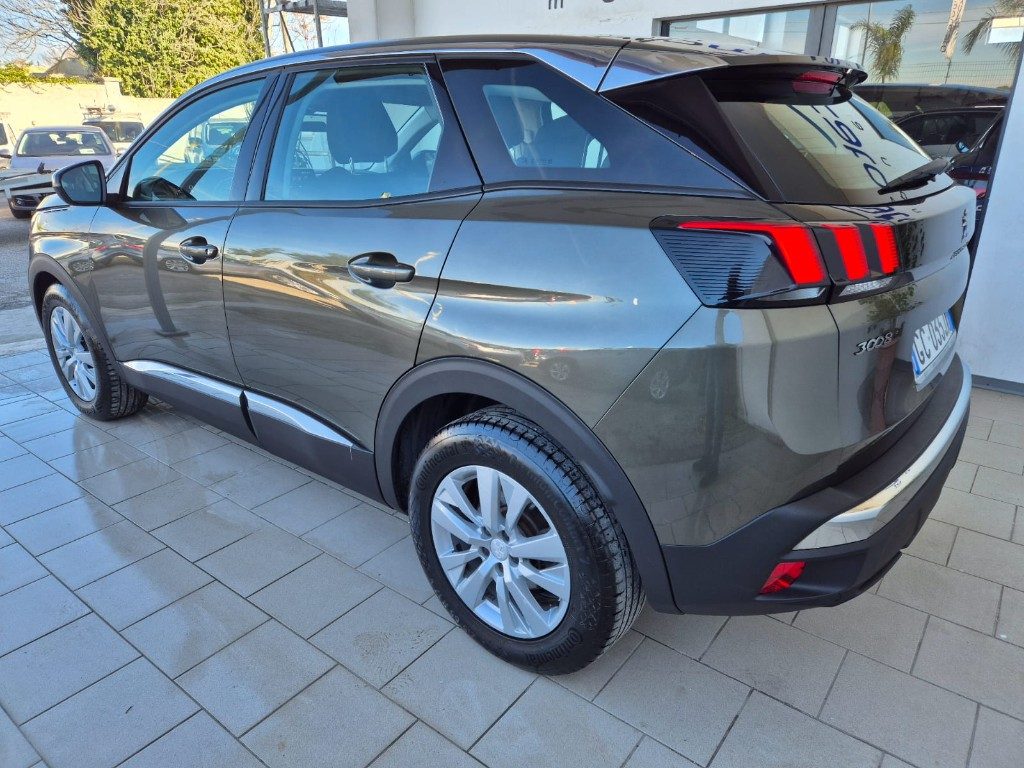 PEUGEOT 3008 BlueHDi 130 S&S - 4