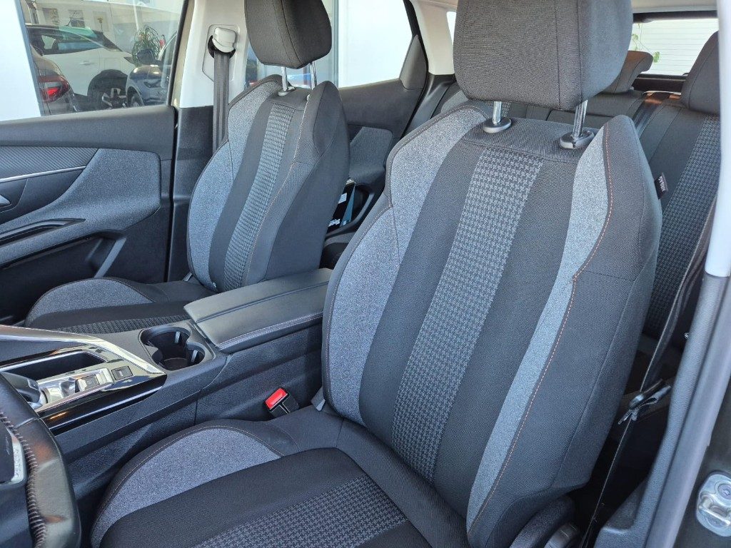 PEUGEOT 3008 BlueHDi 130 S&S - 7