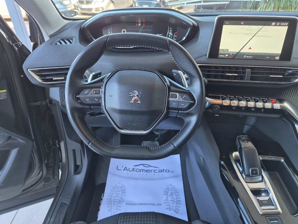 PEUGEOT 3008 BlueHDi 130 S&S - 12