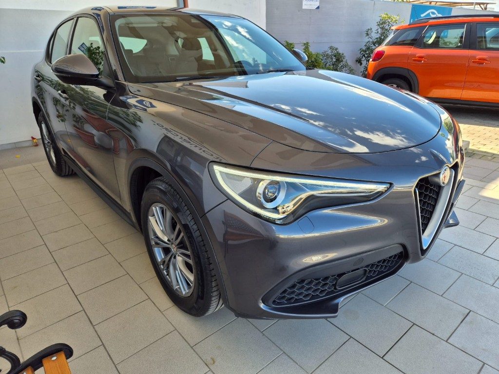 ALFA ROMEO Stelvio 2.2 Turbodiesel 160 CV AT8 RWD Business - 2