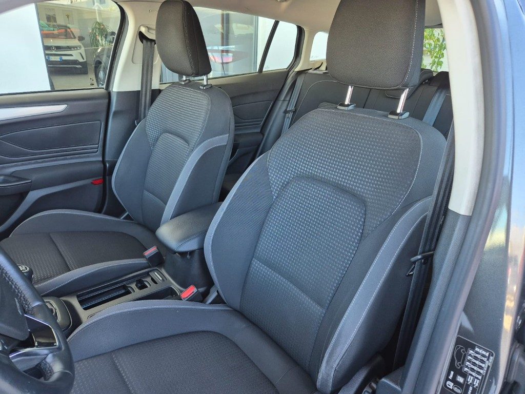FORD Focus 1.5 EcoBlue 120 CV SW Business - 6