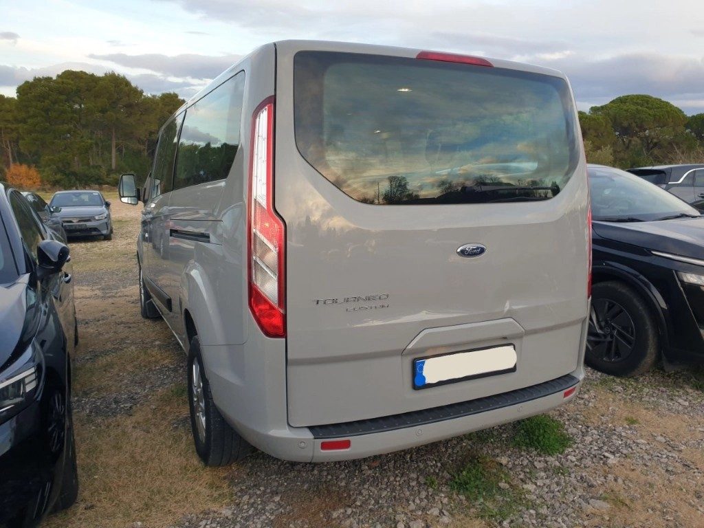 FORD Tourneo Custom 320 2.0 EcoBlue 105CV PL Trend 9 POSTI - 10