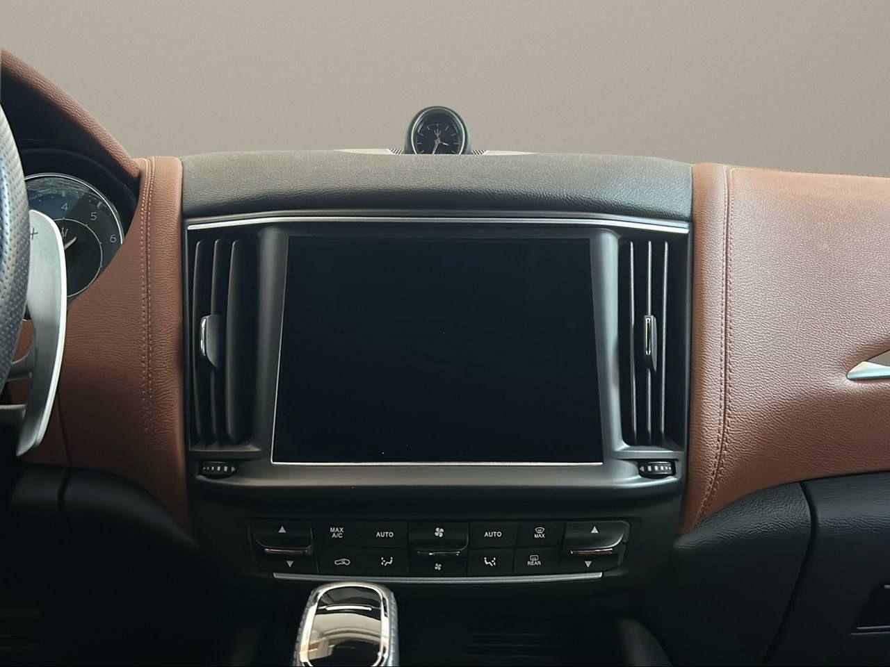 MASERATI Levante MHEV 330 CV AWD GT - 23