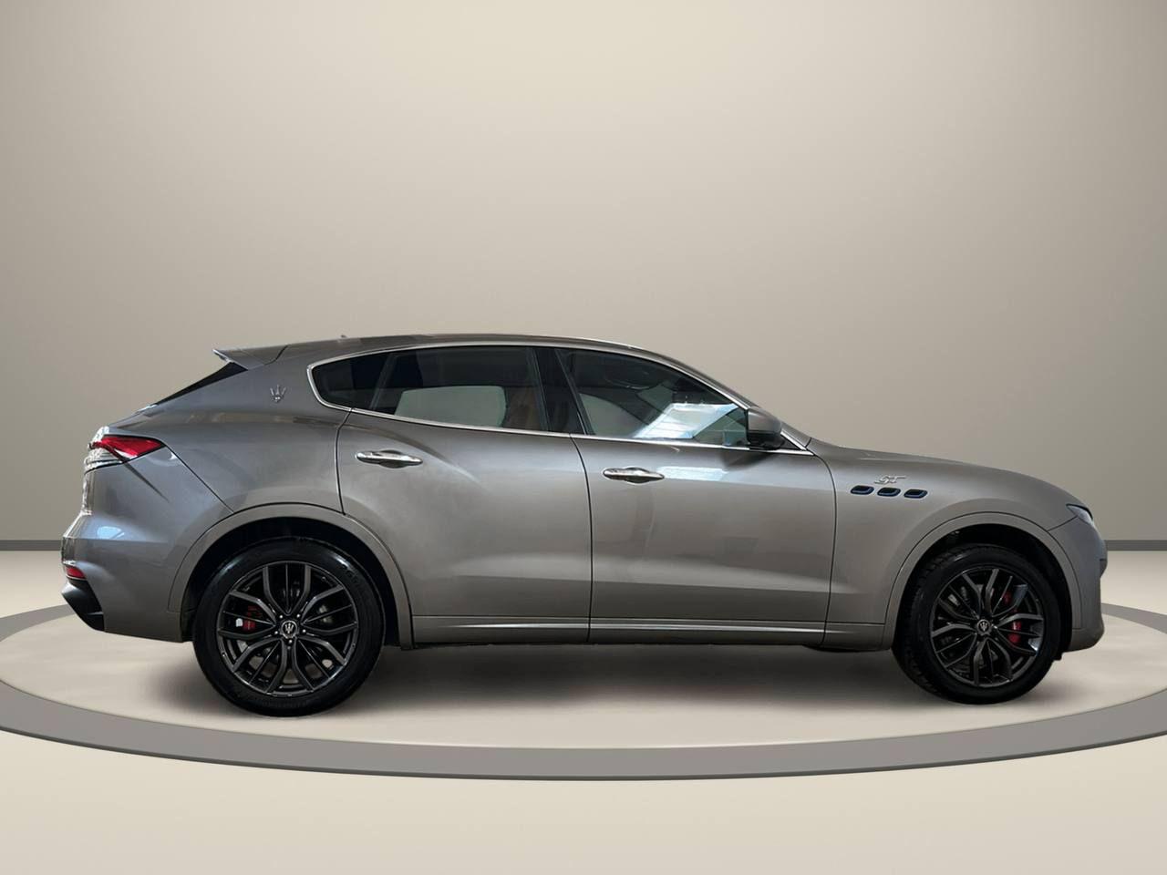 MASERATI Levante MHEV 330 CV AWD GT - 4