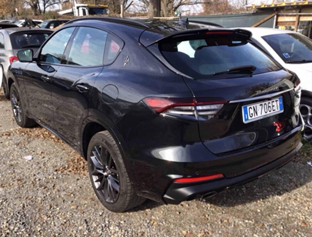 MASERATI Levante MHEV 330 CV AWD GT - 5