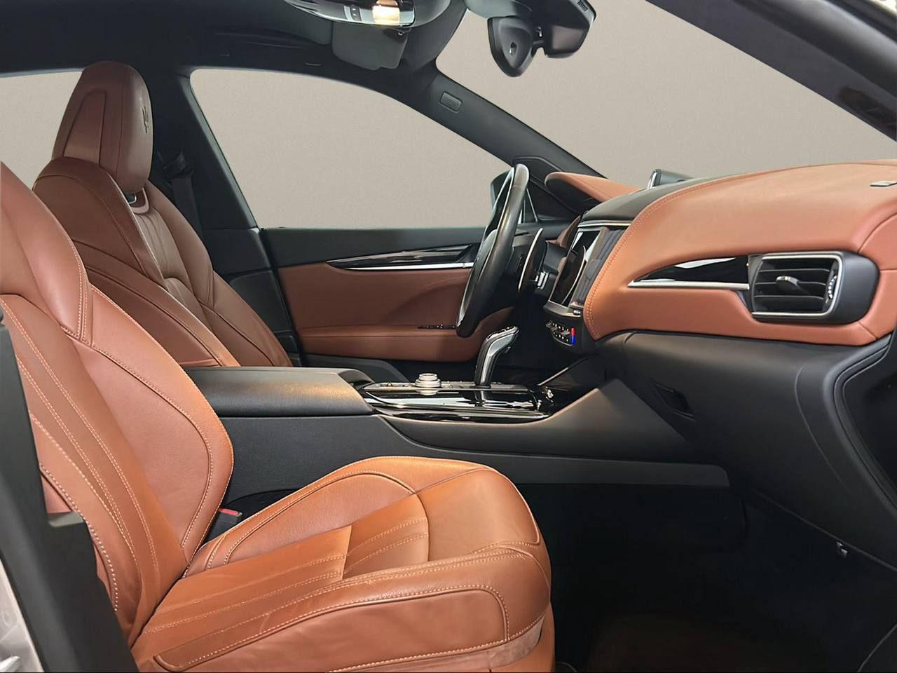 MASERATI Levante MHEV 330 CV AWD GT - 14