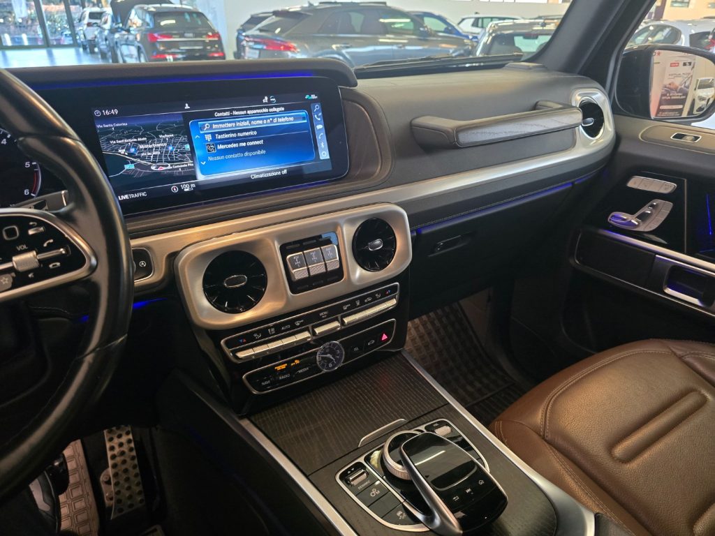 MERCEDES-BENZ G 400 d S.W. AMG Line - 19