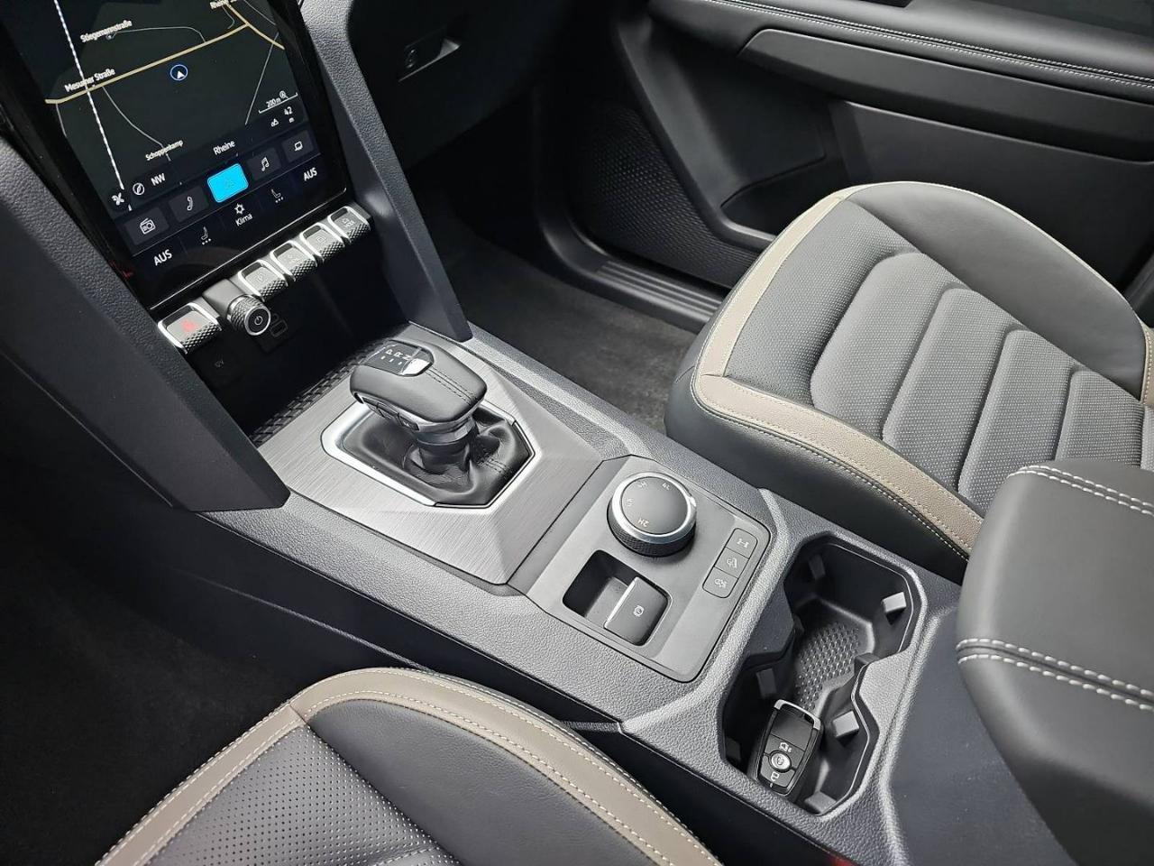 VOLKSWAGEN Amarok 3.0 V6 TDI 241CV 4MOTION aut. Doka Aventura - 8