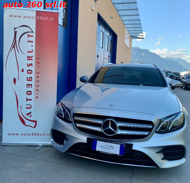 MERCEDES-BENZ E 220 Argento metallizzato