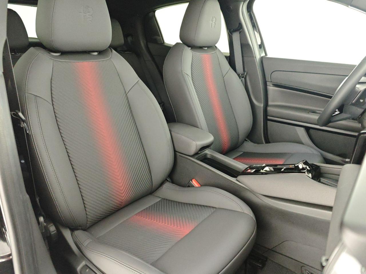 ALFA ROMEO Junior 1.2 145 CV Hybrid eDCT6 Speciale - 15