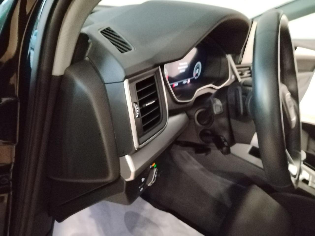 AUDI Q5 SPB 40 TDI quattro S tronic S line - 14