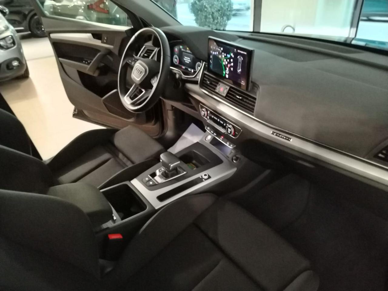 AUDI Q5 SPB 40 TDI quattro S tronic S line - 2